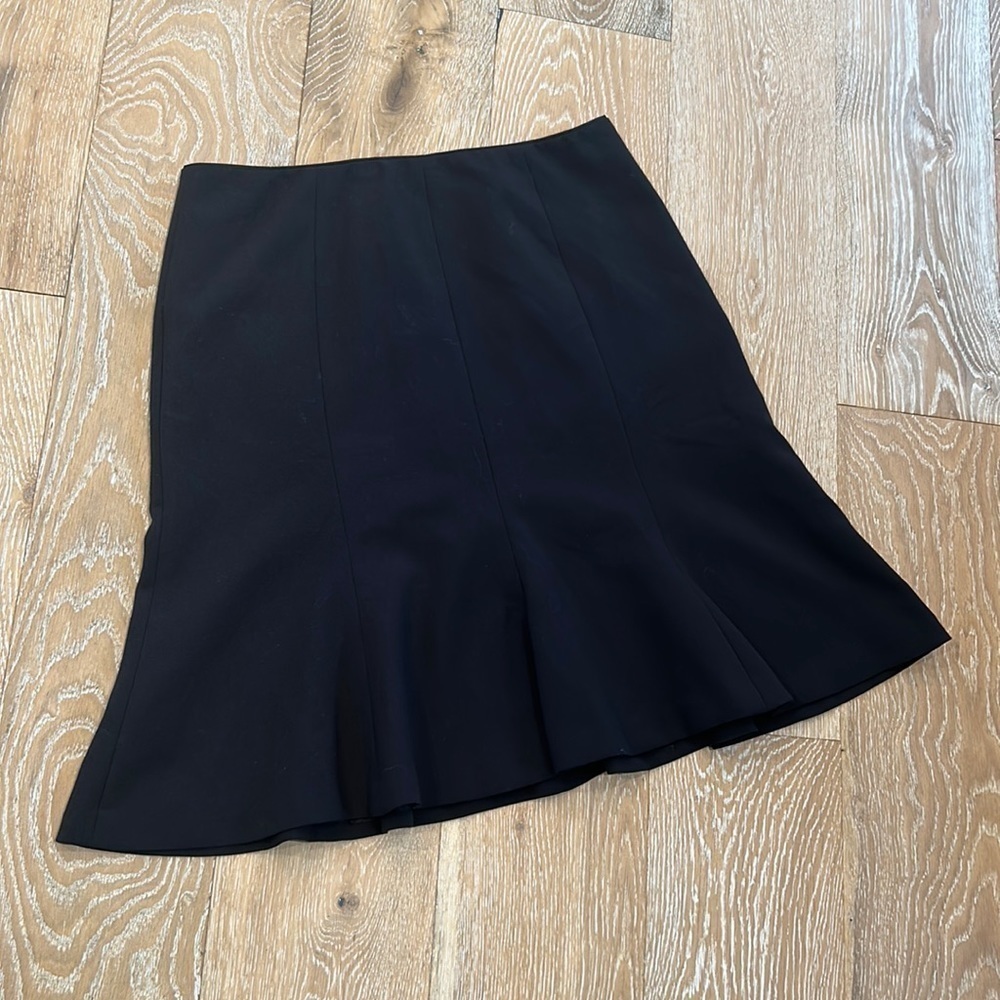 White House Black Market Skirt